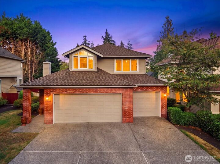 Property Photo:  15505  33rd Avenue SE  WA 98012 