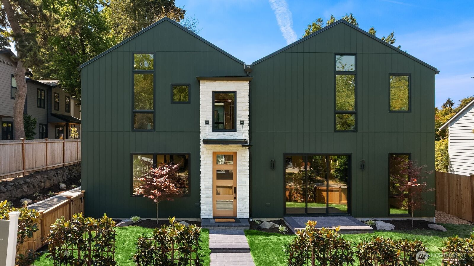 Property Photo:  1847  4th Street  WA 98033 
