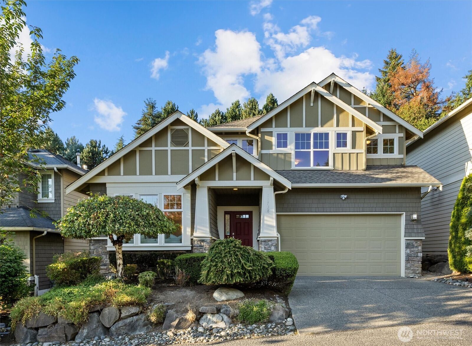 Property Photo: 11738 167th Court NE WA 98052