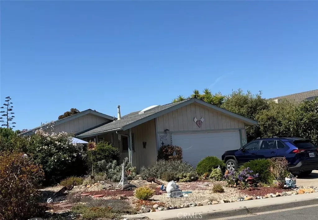 Property Photo:  2545 Bay Vista  CA 93402 