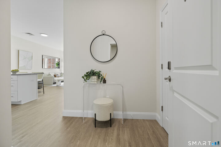 Property Photo:  55 Steele Boulevard 102  CT 06037 