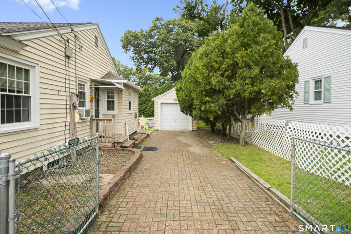 Property Photo:  16 South Road  CT 06082 