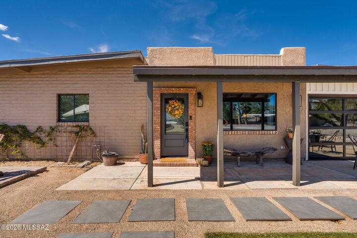 Property Photo:  7449 N Bradley Place  AZ 85741 