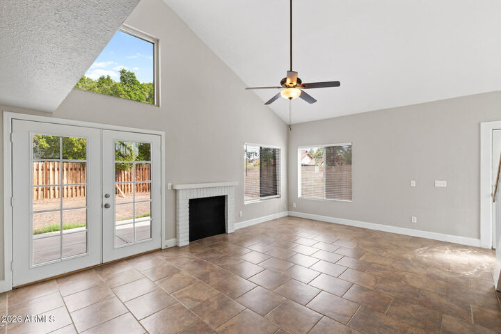 Property Photo:  854 E Manor Drive  AZ 85225 