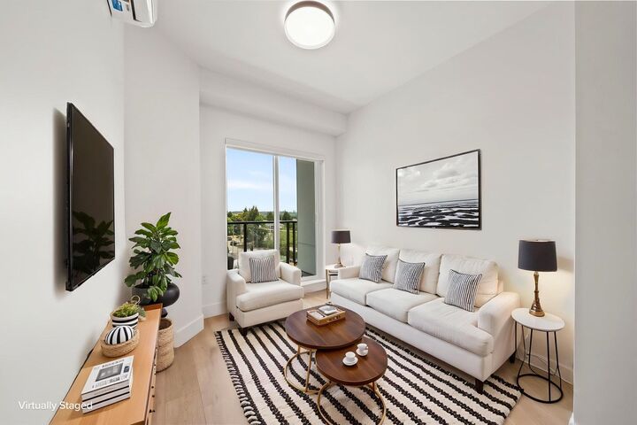 Property Photo:  20725 Eastleigh Crescent Plan A5  BC V3A 0S9 