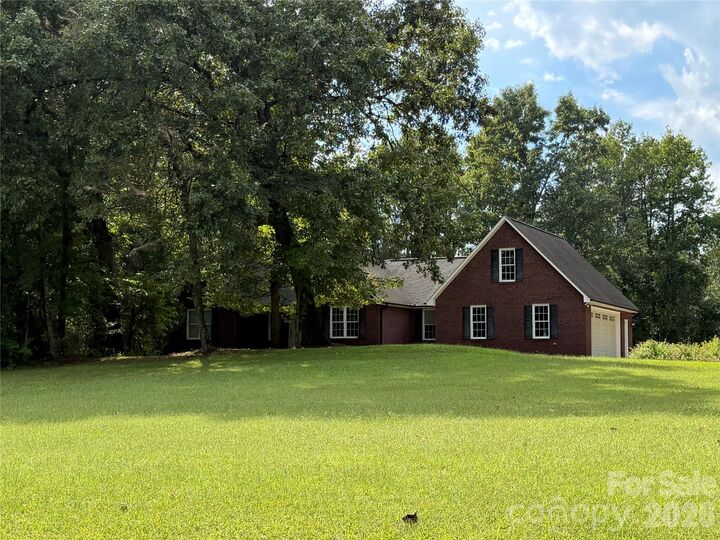 Property Photo:  2150 Fox Creek Trail  NC 28092 