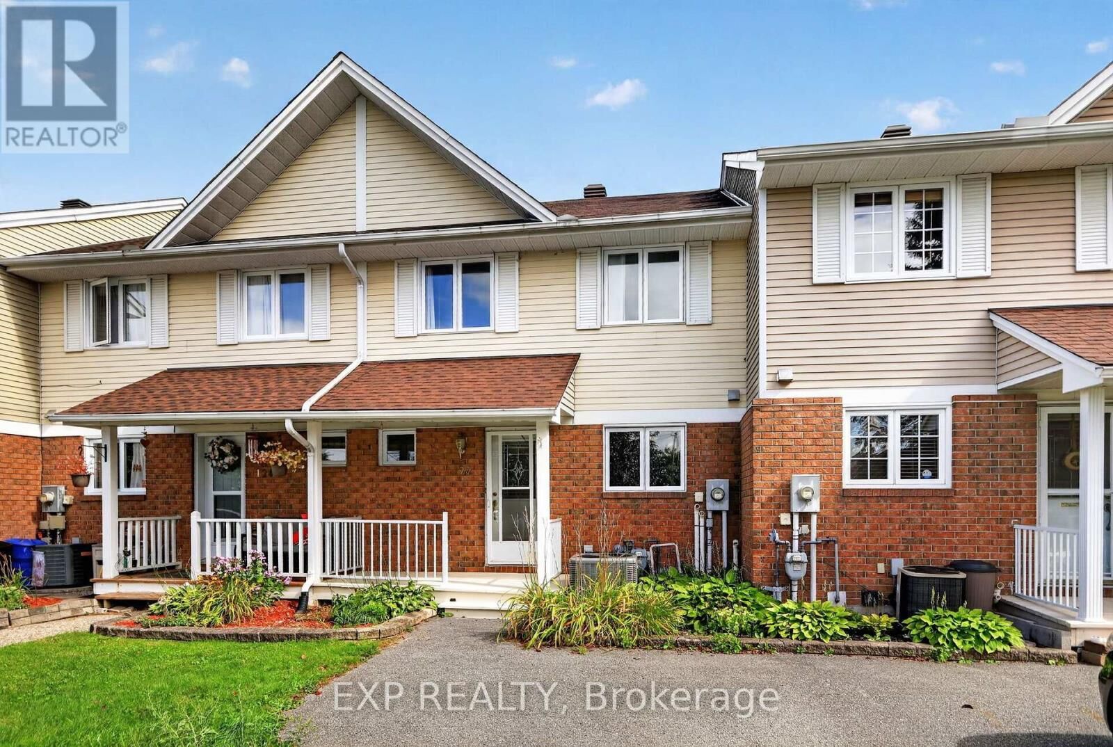 Property Photo:  122 Laurier Street  ON K0A 1M0 