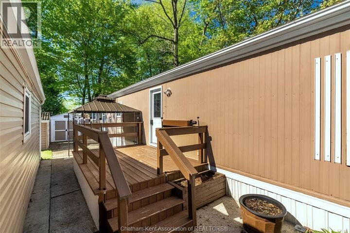 Property Photo:  29338 Jane Road 38  ON N0P 2K0 