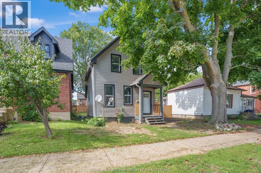 Property Photo: 87 Gray Street ON N7M 1T1