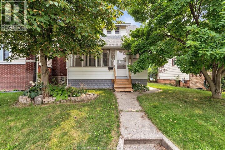 Property Photo:  1245 Giles Boulevard East  ON N9A 4G7 