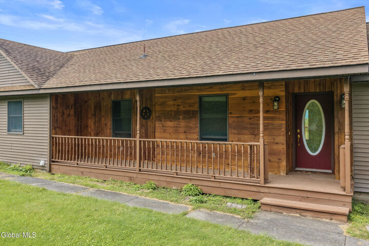 Property Photo: 285 Gridley Road NY 12122