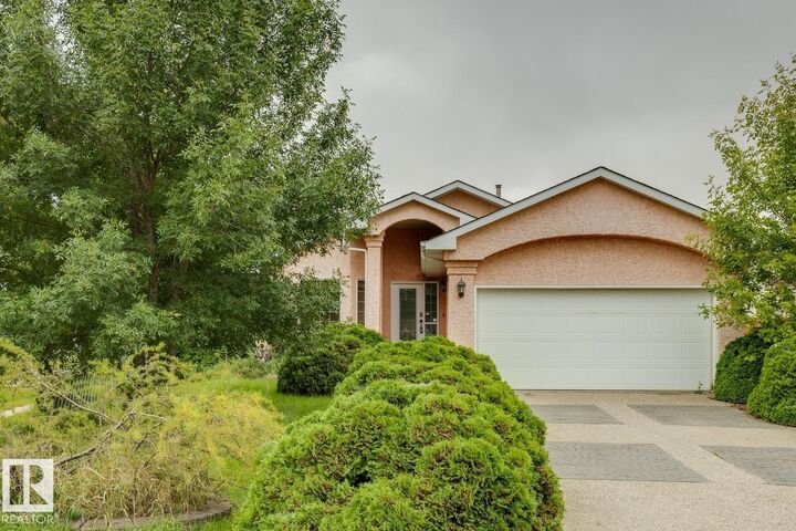 Property Photo:  1190 Potter Greens Drive NW  AB T5T 5Y5 