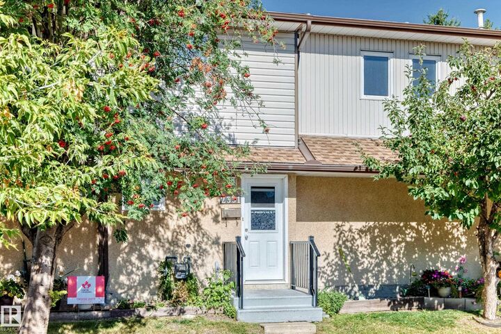 Property Photo: 2331 139 Ave NW AB T5Y 1S1