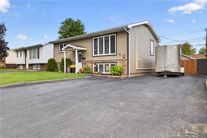 Property Photo:  291 Dover Street  NB E3N 3L5 