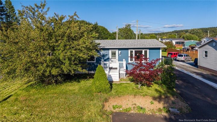 Property Photo:  18 Seaward Crescent  NB E2P 1E8 