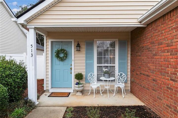Property Photo:  513 Stanford Place  GA 30188 