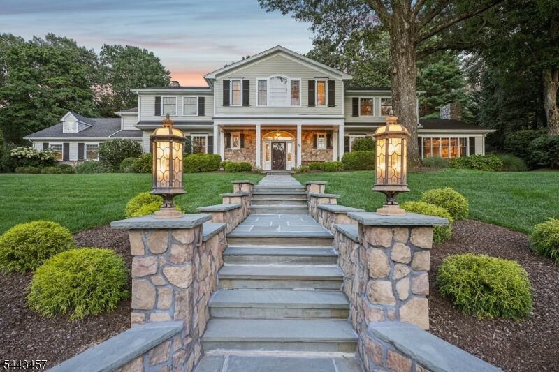 Property Photo:  9 Canterbury Ln  NJ 07901 