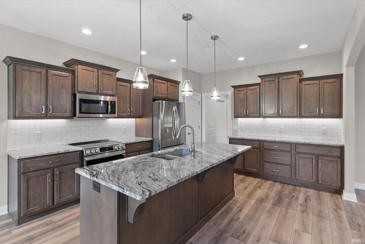 Property Photo: 3439 Sabatina Cove IN 46818