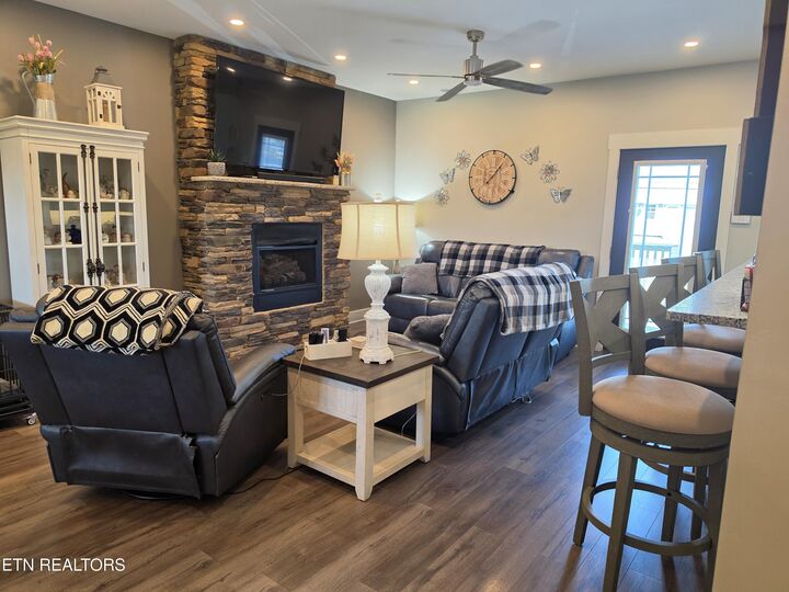 Property Photo:  118 Stone Leigh Drive  TN 37820 