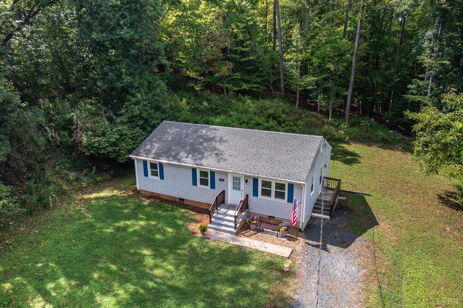 Property Photo:  120 Willow Lane  VA 24521 