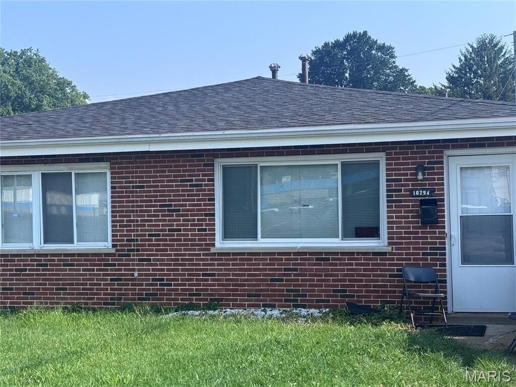 Property Photo: 10794 Tropic Drive MO 63074