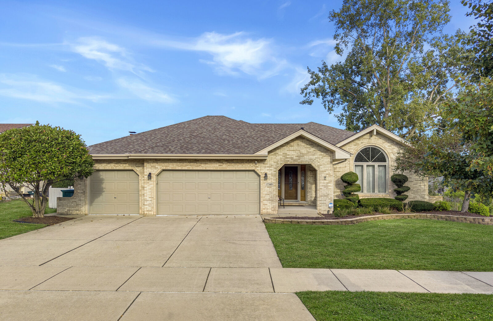 Property Photo:  17349 Grange Drive  IL 60467 