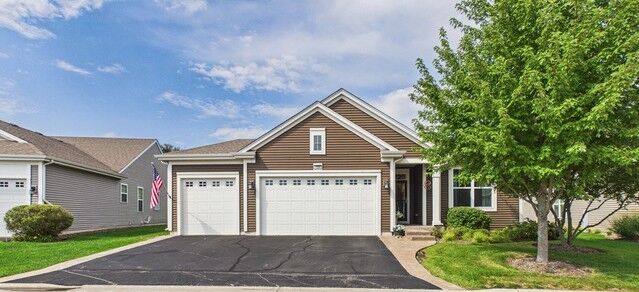 Property Photo: 1220 Prescott Lane IL 60140