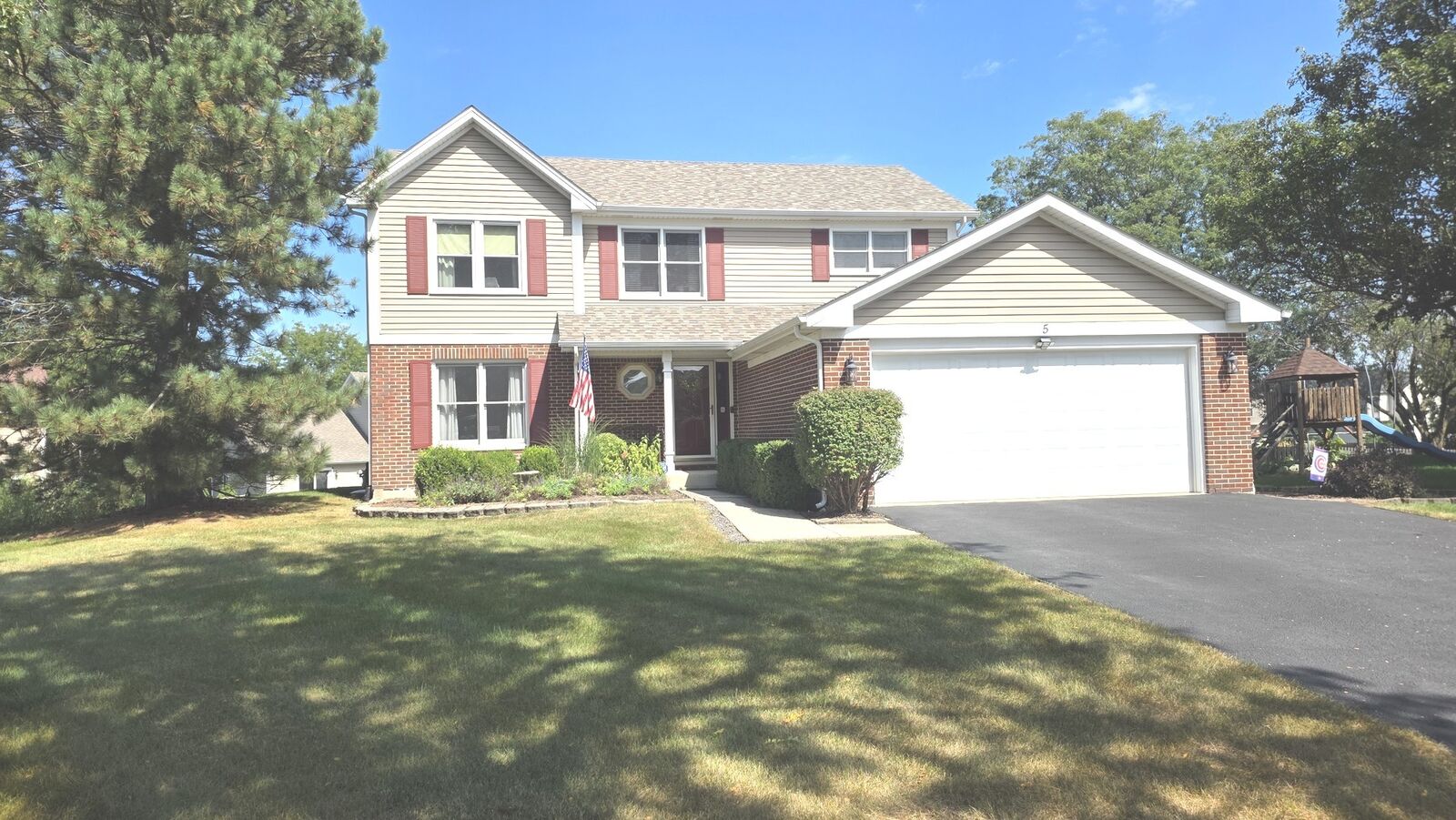 Property Photo:  5 Beaver Creek Court  IL 60490 