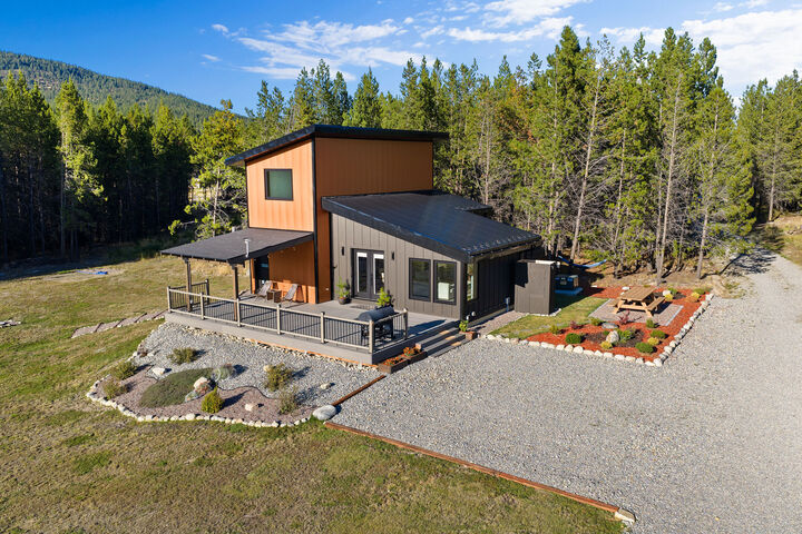Property Photo: 430 McGregor Meadows Road W MT 59925