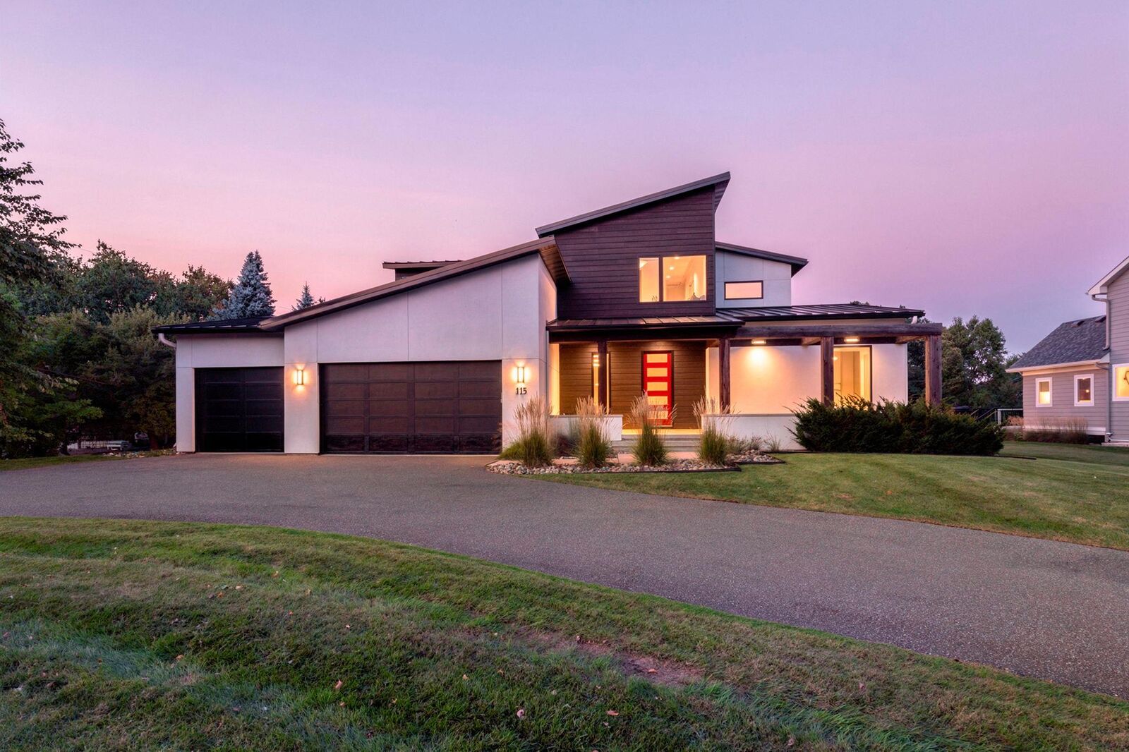 Property Photo:  115 Brunswick Avenue N  MN 55422 