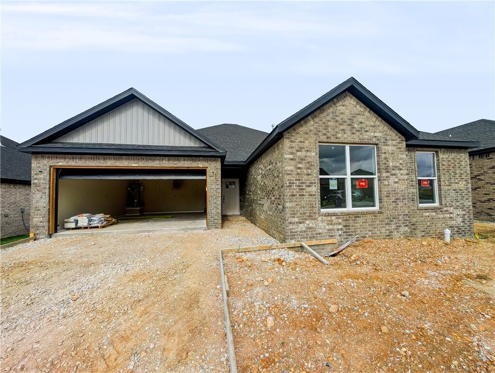Property Photo:  6704 SW High Meadow Boulevard  AR 72713 