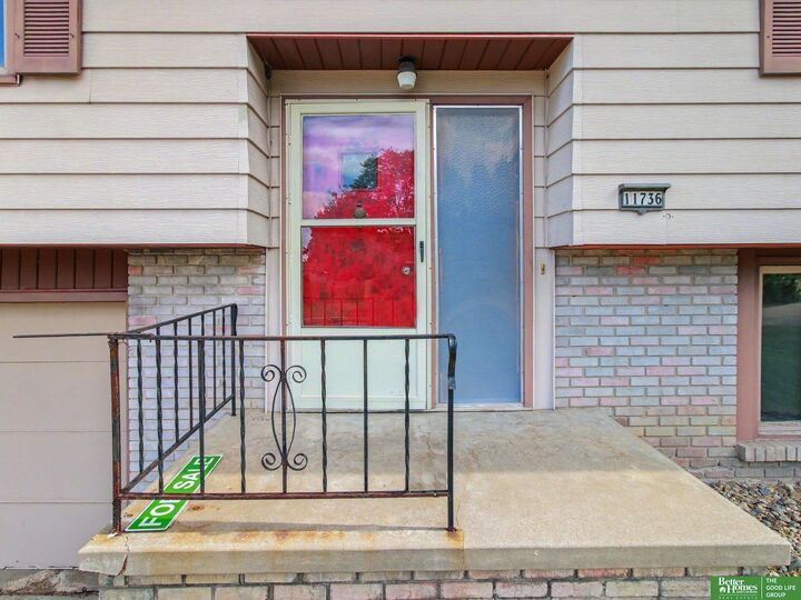Property Photo:  11736 Grand Avenue  NE 68164 
