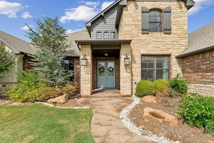 Property Photo:  5809 NW 159th Street  OK 73013 