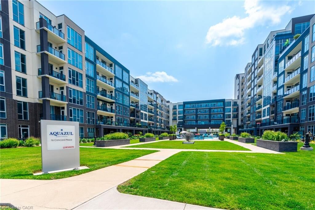 Property Photo:  16 Concord Place 322  ON L3M 0J1 