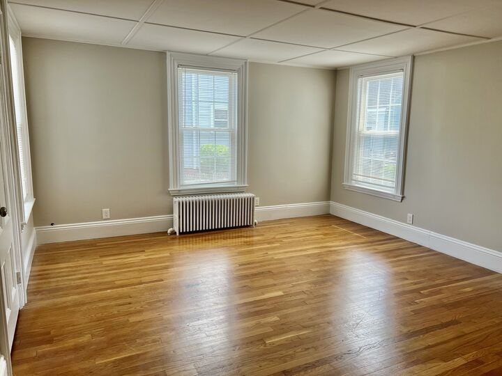 Property Photo:  9 Arlington Street 2  MA 01867 