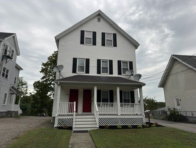 Property Photo:  170 Middleboro Ave 1  MA 02718 