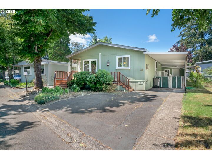 Property Photo: 1475 Green Acres Rd 69 OR 97408