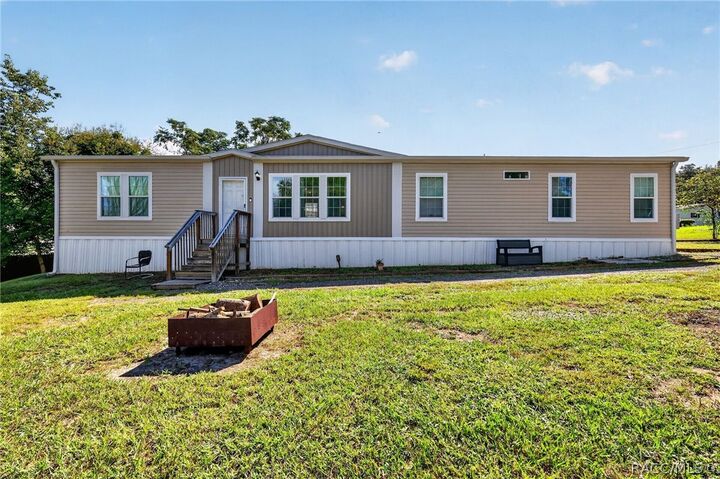 Property Photo: 223 Skyline Drive FL 32159