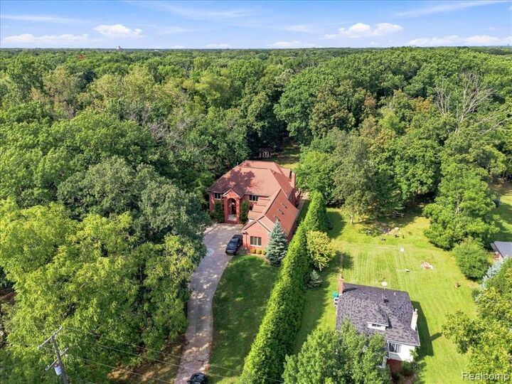 Property Photo: 8610 Ferry Road MI 48138