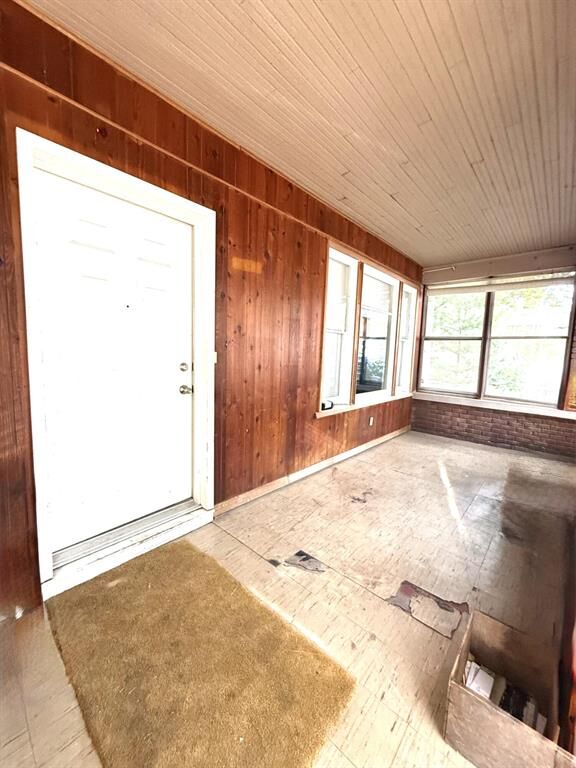 Property Photo:  1017 Harrison Avenue  MI 49085 