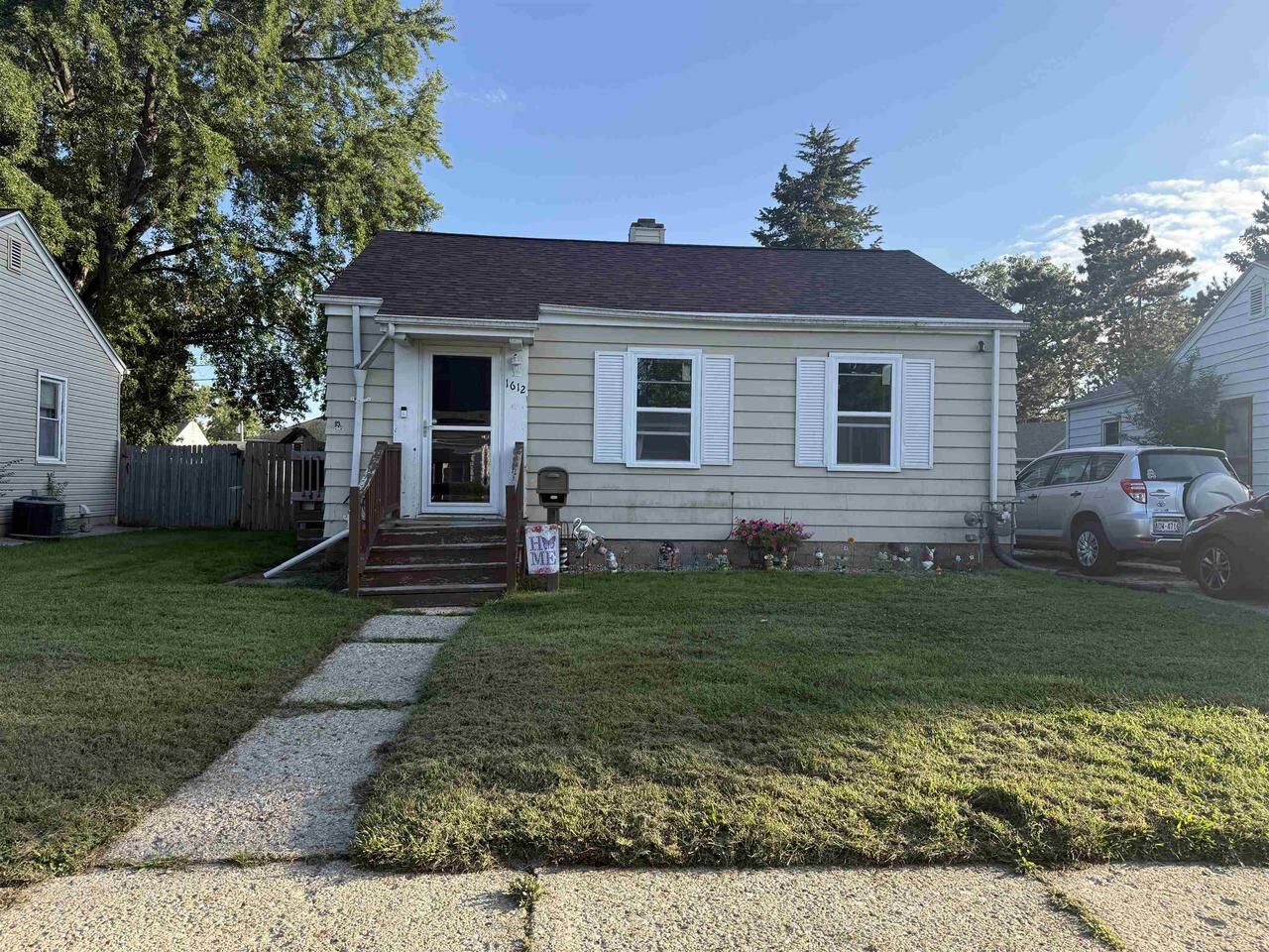 Property Photo: 1612 Calumet Avenue WI 53511