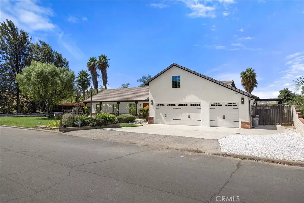 Property Photo:  17411 Kaison Circle  CA 92508 