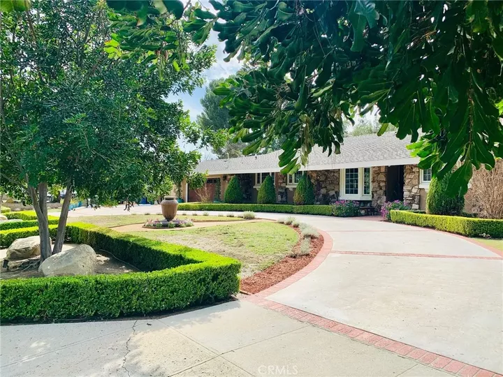 Property Photo:  9701 Nita Avenue  CA 91311 