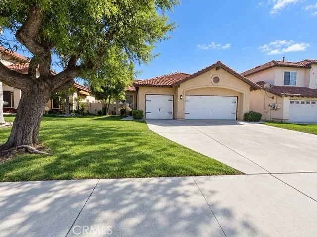 Property Photo: 16786 Via Pamplona CA 92551