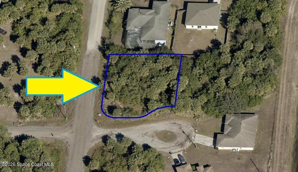 Property Photo: 657 Banyan Street SW FL 32908