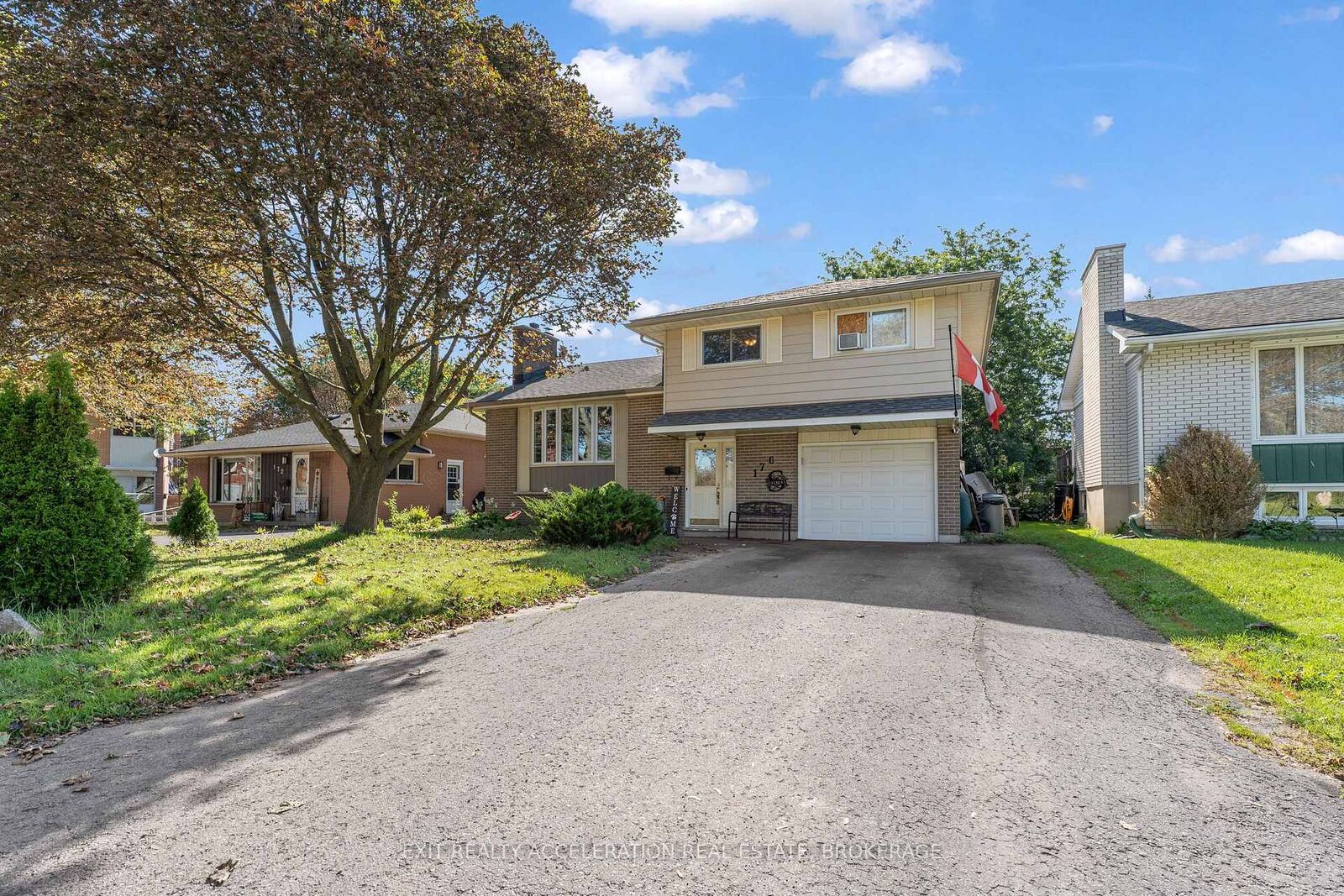Property Photo:  176 First Avenue  ON K7R 2K5 