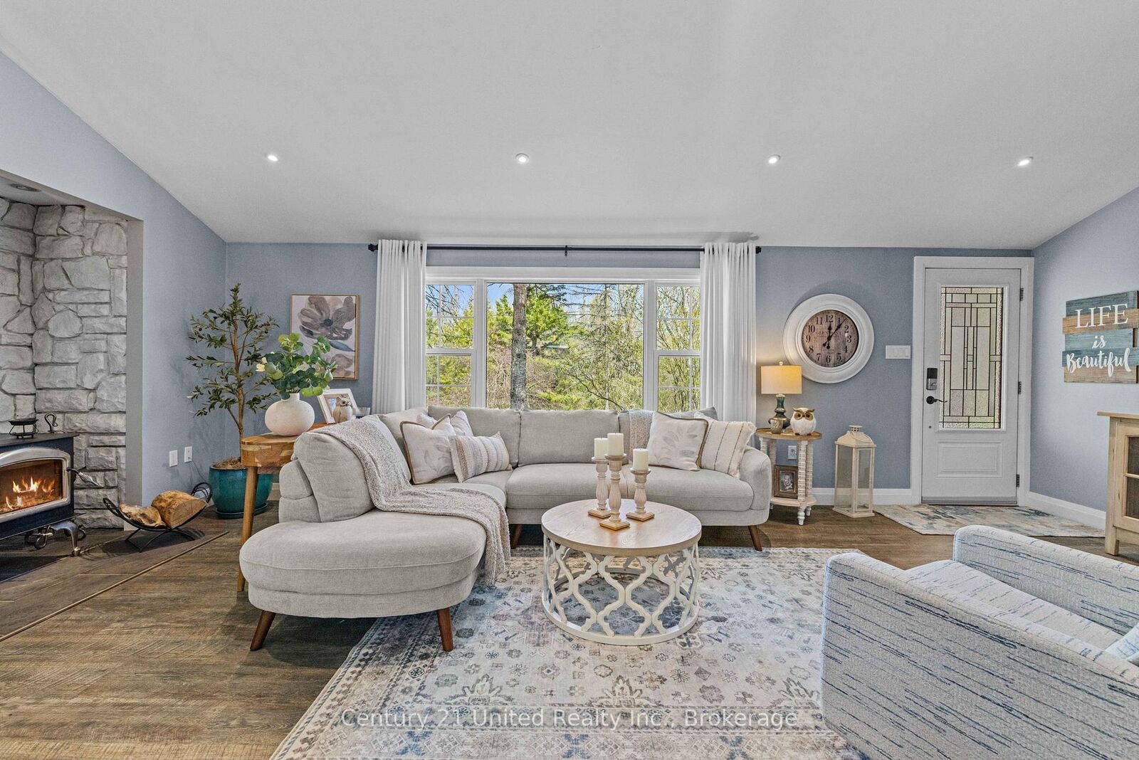 Property Photo:  11 Birch Terrace N/A  ON K0L 1J0 