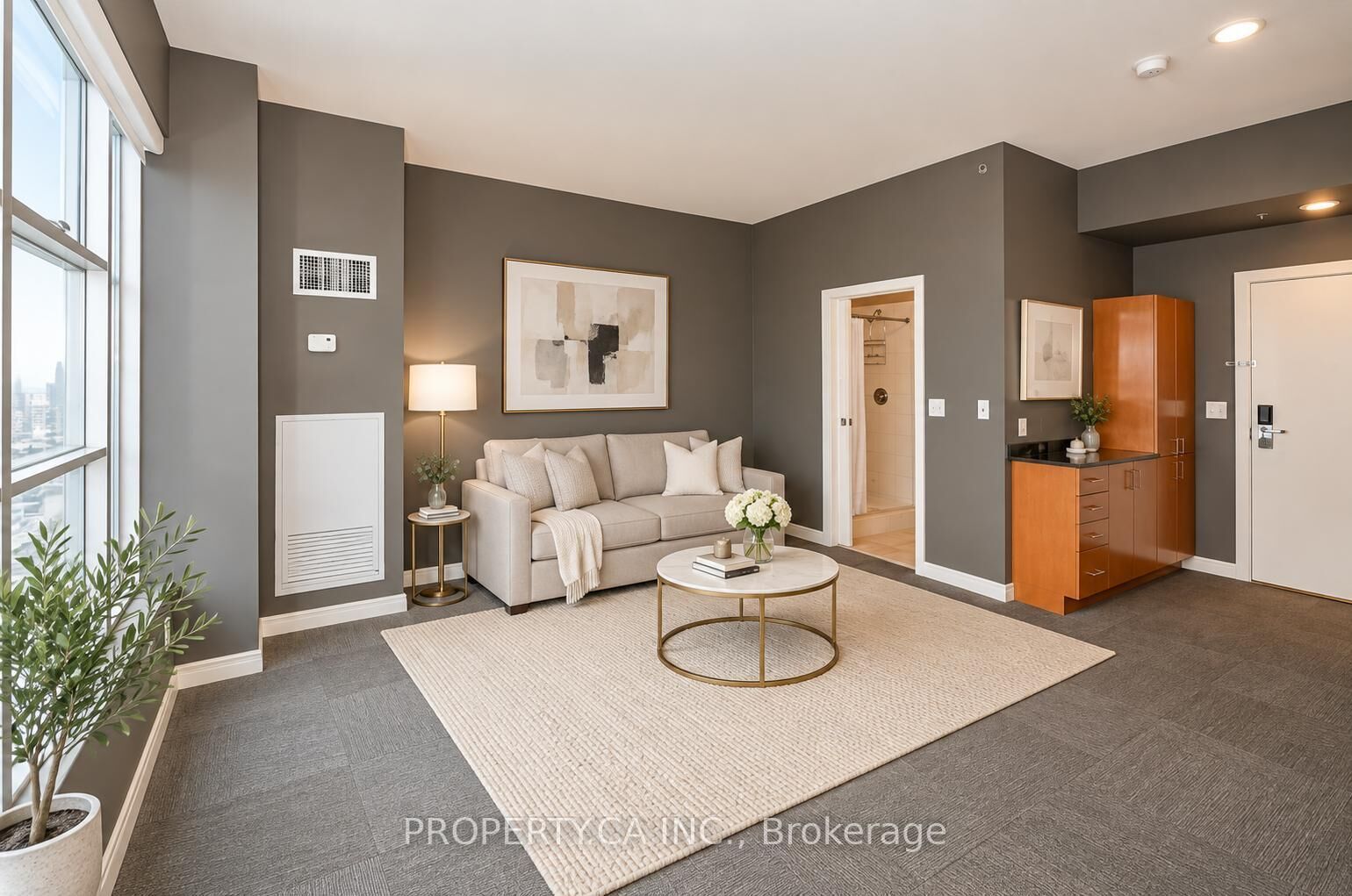 Property Photo:  1 King Street W 3708  ON M5H 1A1 