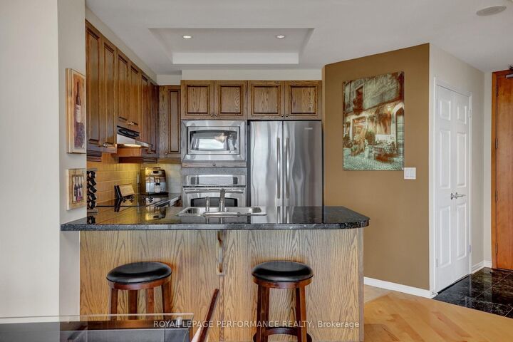 Property Photo: 38 Metropole Private 2603 ON K1Z 1E9