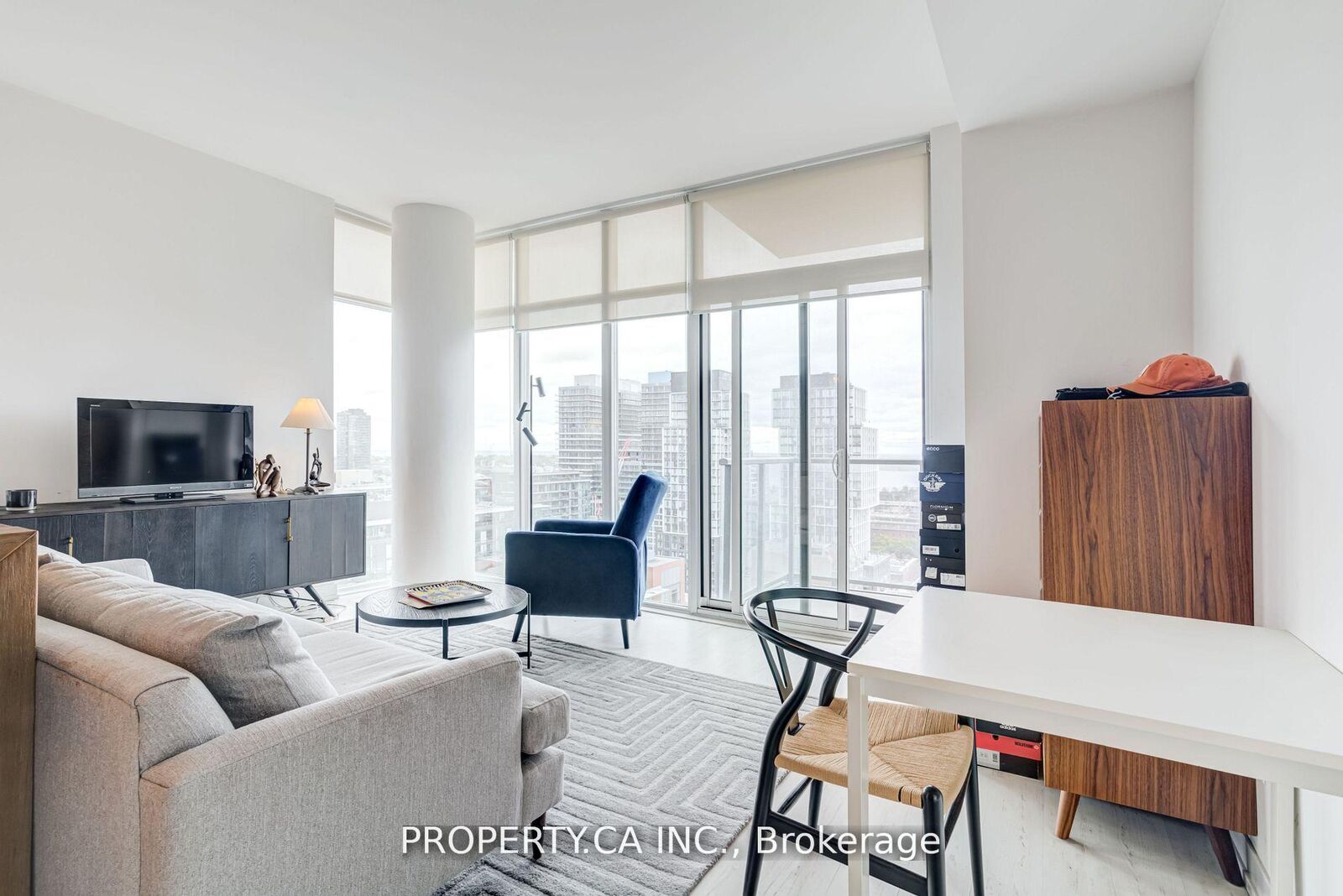 Property Photo:  105 George Street 1905  ON M5A 2N4 